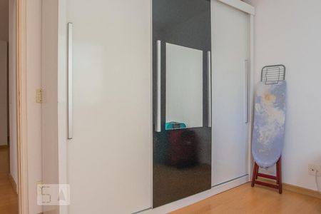 Quarto 1 de apartamento à venda com 2 quartos, 70m² em Botafogo, Rio de Janeiro