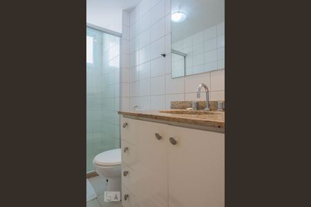 Banheiro do Quarto 2 de apartamento à venda com 2 quartos, 70m² em Botafogo, Rio de Janeiro