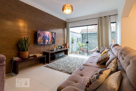 Sala de casa para alugar com 3 quartos, 240m² em Vila Augusta, Guarulhos