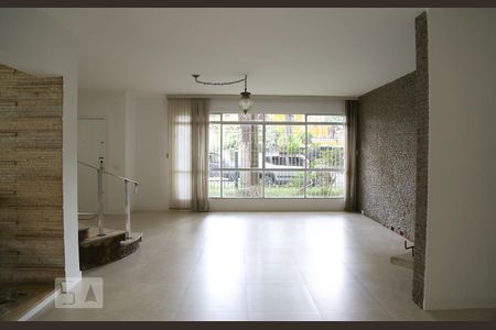 Sala de casa à venda com 4 quartos, 350m² em Planalto Paulista, São Paulo
