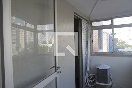 Sacada de apartamento à venda com 2 quartos, 79m² em Vila Clementino, São Paulo