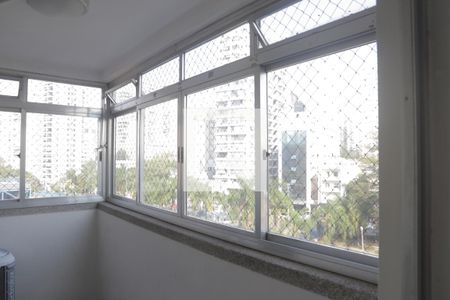 Sacada de apartamento à venda com 2 quartos, 79m² em Vila Clementino, São Paulo