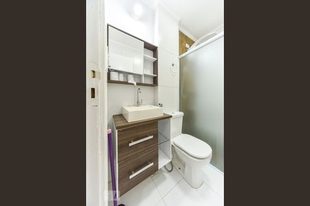 Banheiro Social de apartamento à venda com 2 quartos, 60m² em Santa Terezinha, São Bernardo do Campo