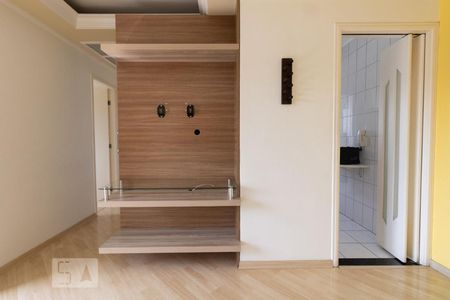 Sala de apartamento para alugar com 2 quartos, 60m² em Vila Mazzei, São Paulo