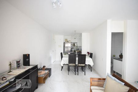 Sala de apartamento à venda com 2 quartos, 75m² em Vila Praia, São Paulo