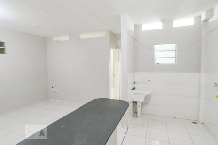 Cozinha de apartamento para alugar com 2 quartos, 55m² em Vila Nova Manchester, São Paulo