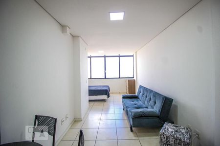 Cozinha, sala e quarto de kitnet/studio para alugar com 1 quarto, 35m² em Centro, Belo Horizonte