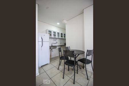 Cozinha de kitnet/studio para alugar com 1 quarto, 35m² em Centro, Belo Horizonte