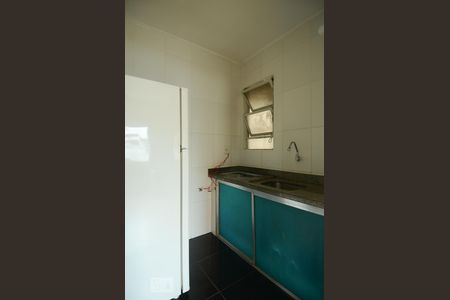 Cozinha de kitnet/studio à venda com 1 quarto, 45m² em Azenha, Porto Alegre