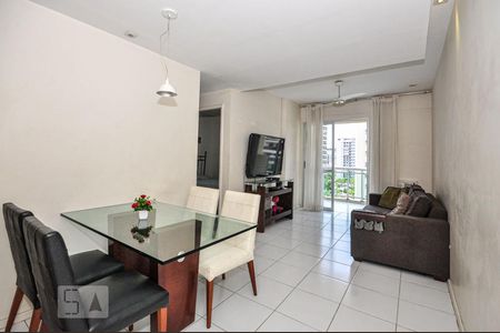 Sala de apartamento à venda com 3 quartos, 82m² em Jacarepaguá, Rio de Janeiro