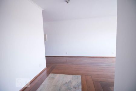 Sala de apartamento para alugar com 2 quartos, 90m² em Vila Alice, Santo André