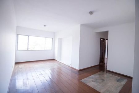 Sala de apartamento para alugar com 2 quartos, 90m² em Vila Alice, Santo André