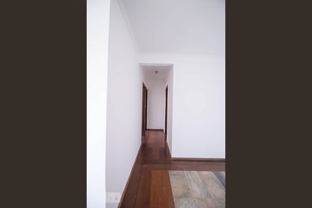 Corredor de apartamento para alugar com 2 quartos, 90m² em Vila Alice, Santo André