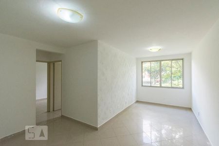 Sala de apartamento à venda com 2 quartos, 64m² em Jardim Ivana, São Paulo