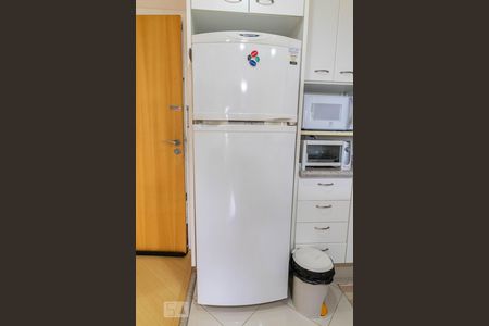 Detalhe da Cozinha de apartamento para alugar com 1 quarto, 55m² em Alphaville Industrial, Barueri