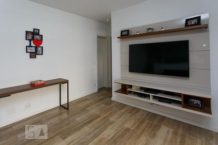 sala de apartamento à venda com 2 quartos, 71m² em Jardim Fonte do Morumbi, São Paulo