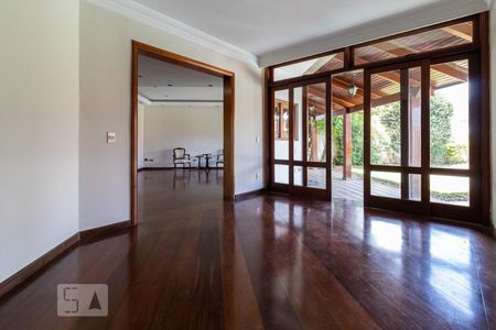 Sala de casa para alugar com 3 quartos, 720m² em Alphaville, Santana de Parnaíba