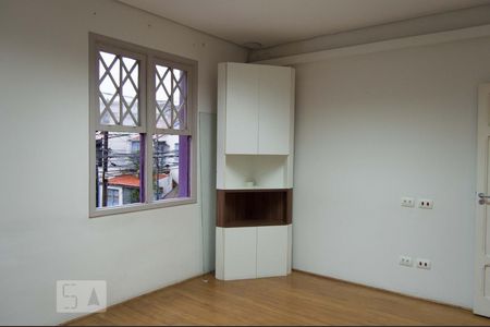 Casa à venda com 160m², 2 quartos e 3 vagas Casa à venda com 160m², 2 quartos e 3 vagasSalão 3