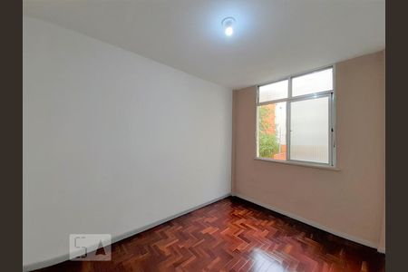 Quarto 1 de apartamento para alugar com 2 quartos, 55m² em Méier, Rio de Janeiro