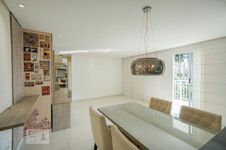 Sala de apartamento à venda com 2 quartos, 65m² em Vila Paulo Silas, São Paulo