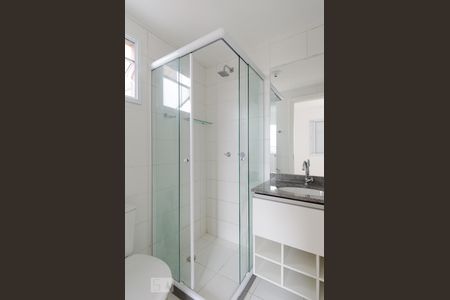Banheiro da suíte de apartamento à venda com 3 quartos, 62m² em Centro, Diadema