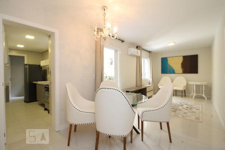 Sala de apartamento à venda com 2 quartos, 100m² em Auxiliadora, Porto Alegre