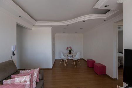 Sala de apartamento para alugar com 2 quartos, 57m² em Vila Bertioga, São Paulo