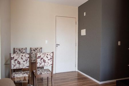 Sala de apartamento para alugar com 2 quartos, 55m² em Jaguaré, São Paulo