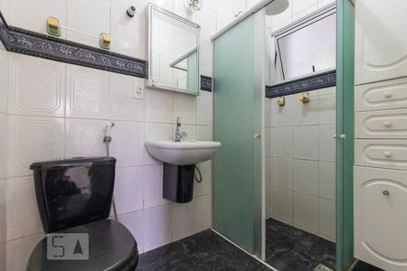 Banheiro de apartamento à venda com 3 quartos, 74m² em Jardim Bonfim, Campinas