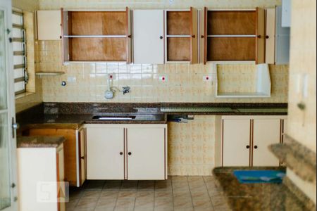 Cozinha de casa à venda com 4 quartos, 228m² em Centro, Diadema