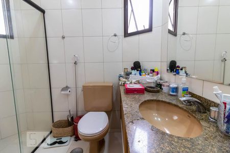 Banheiro da Suíte 1 de apartamento para alugar com 2 quartos, 80m² em Vila Nova Conceição, São Paulo