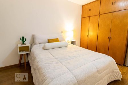 Suíte de apartamento para alugar com 2 quartos, 80m² em Vila Nova Conceição, São Paulo