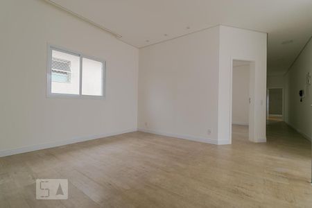 Sala Íntima de casa de condomínio à venda com 3 quartos, 472m² em Vila Hollândia, Campinas