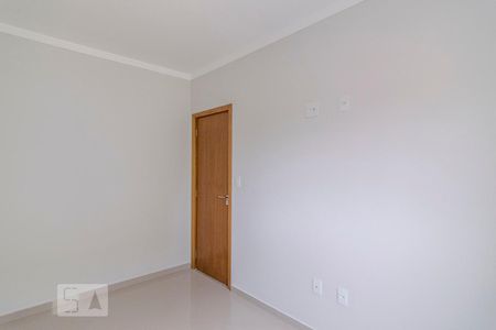 Quarto 2 de apartamento para alugar com 2 quartos, 54m² em Jardim Silvana, Santo André