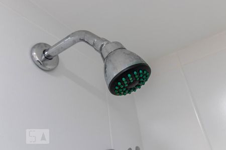 Detalhe do Banheiro do Corredor de apartamento para alugar com 3 quartos, 80m² em Empresarial 18 do Forte, Barueri