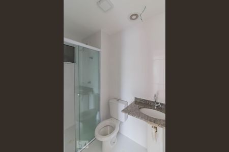 Banheiro de apartamento para alugar com 2 quartos, 54m² em Jardim Imperador, Guarulhos