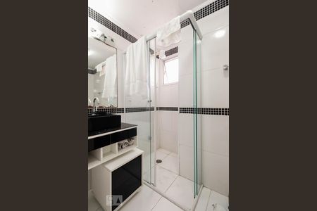 Banheiro  de apartamento para alugar com 3 quartos, 84m² em Vila Gomes Cardim, São Paulo