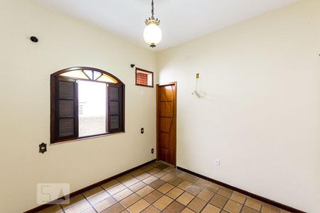 Suite de casa à venda com 4 quartos, 150m² em São Lourenço, Niterói