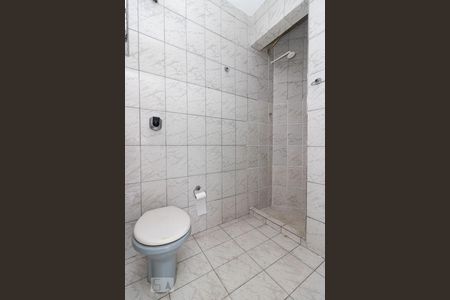 Banheiro de apartamento para alugar com 2 quartos, 60m² em Piedade, Rio de Janeiro