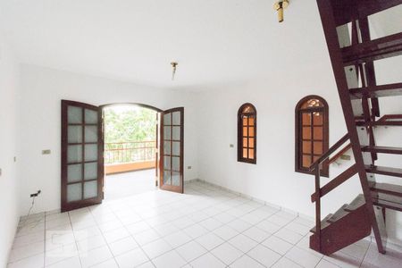 Sala de casa à venda com 4 quartos, 230m² em Rio Pequeno, São Paulo