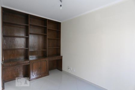 Quarto 1 de casa para alugar com 3 quartos, 300m² em Vila Madalena, São Paulo