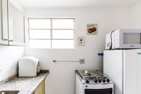 Cozinha de apartamento para alugar com 1 quarto, 50m² em Vila Buarque, São Paulo