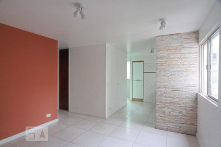 Sala de apartamento para alugar com 2 quartos, 70m² em Piqueri, São Paulo