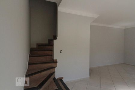Casa de condomínio à venda com 75m², 3 quartos e 1 vagaSala