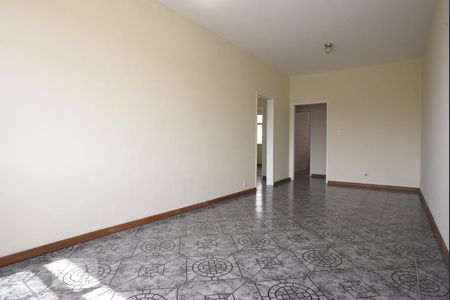 Sala de apartamento para alugar com 2 quartos, 95m² em Jardim Guanabara, Rio de Janeiro