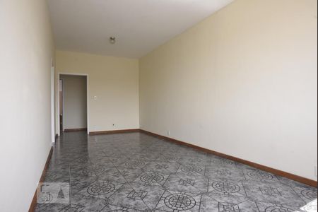 Sala de apartamento para alugar com 2 quartos, 95m² em Jardim Guanabara, Rio de Janeiro