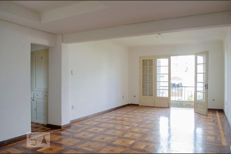 Sala  de apartamento para alugar com 3 quartos, 120m² em Rio Branco, Porto Alegre