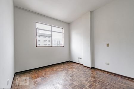 Dormitório 2 de apartamento para alugar com 2 quartos, 75m² em Rebouças, Curitiba