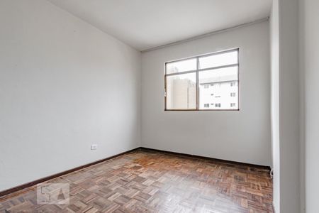 Dormitório 2 de apartamento para alugar com 2 quartos, 75m² em Rebouças, Curitiba