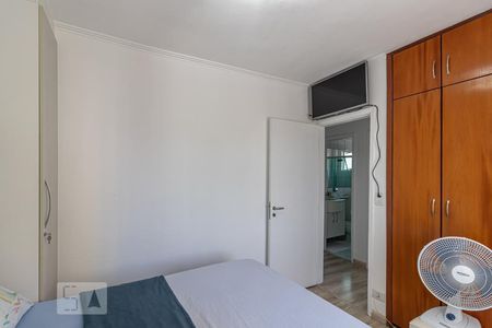 Quarto 1 de apartamento para alugar com 2 quartos, 60m² em Vila Londrina, São Paulo